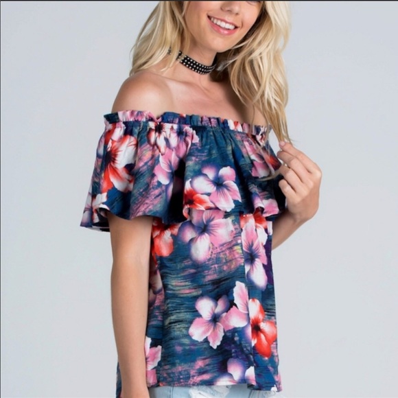 ⚡️1 LEFT⚡️ Off the Shoulder Tropical Top - Picture 3 of 8